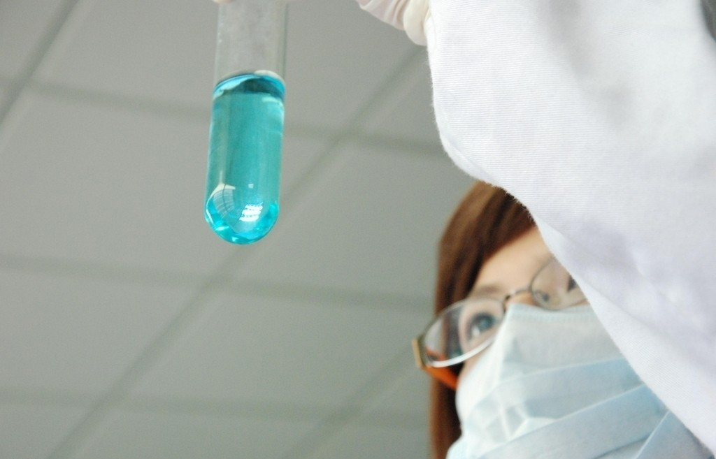 ��ͨ��ҩ��ɸѡ����