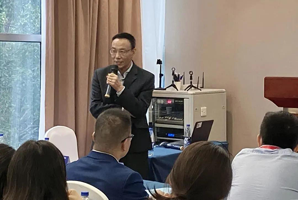 ͼ6-×ðÁú¿Ê±Ò©´ú¶¯Á¦Ñ§¼°ÉúÎïÆÊÎö²¿¸±×ܲÃÍòºê²©Ê¿Ö÷³ÖPanelÌÖÂÛ»á.png ͼ6-×ðÁú¿Ê±Ò©´ú¶¯Á¦Ñ§¼°ÉúÎïÆÊÎö²¿¸±×ܲÃÍòºê²©Ê¿Ö÷³ÖPanelÌÖÂÛ»á.png