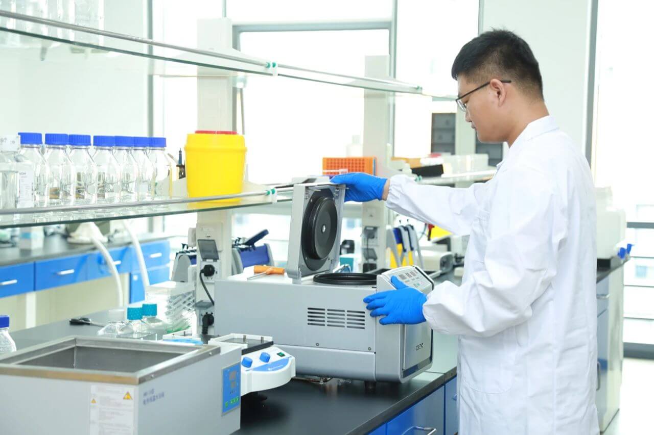 ÂßêÉÉúÎïÑз¢ÊµÑéÊÒ1.jpg ÂßêÉÉúÎïÑз¢ÊµÑéÊÒ1.jpg